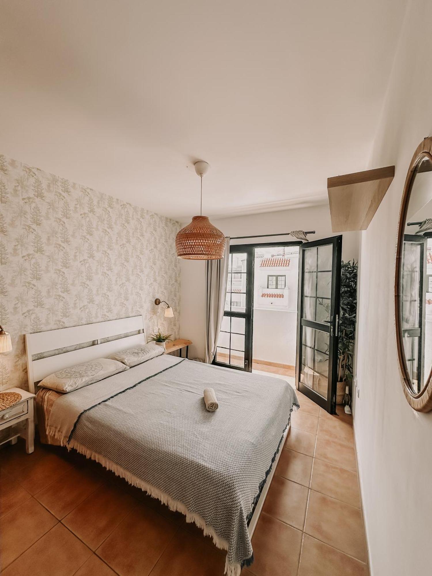 Surf&sleep Hostel *